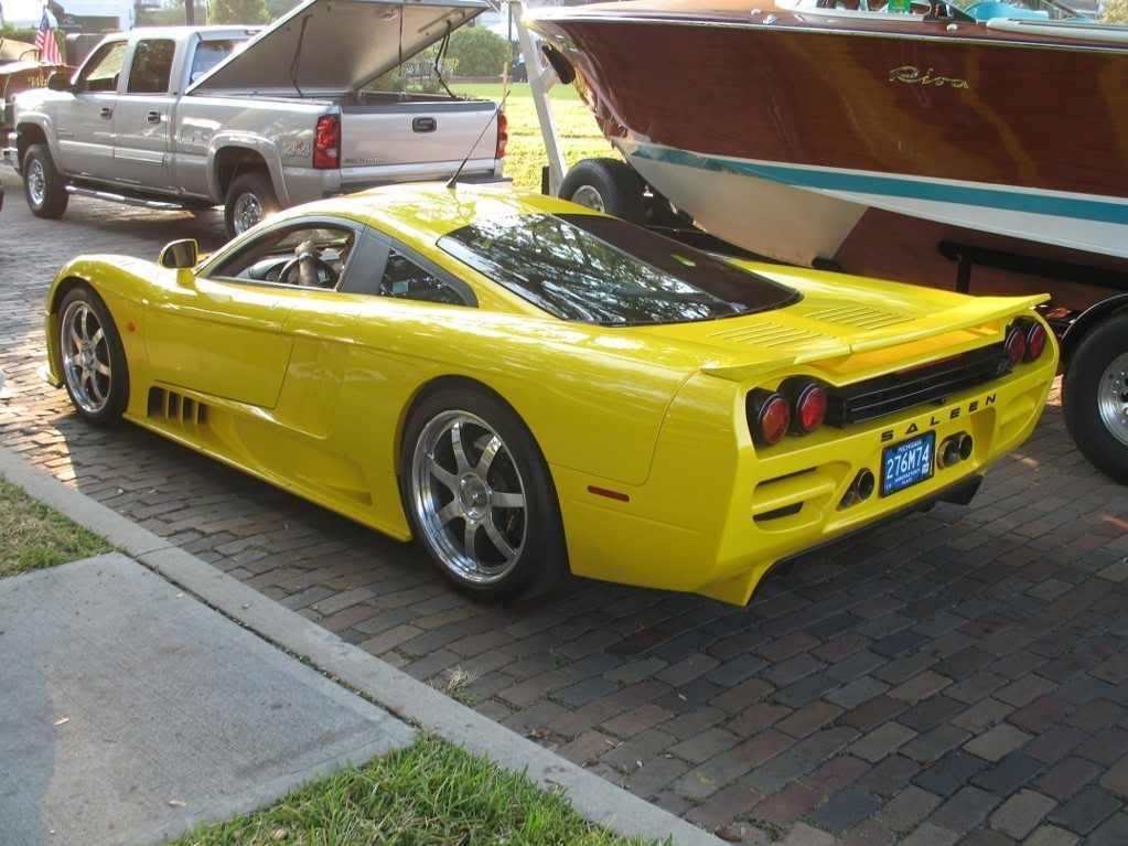 Arabalar2084.jpg