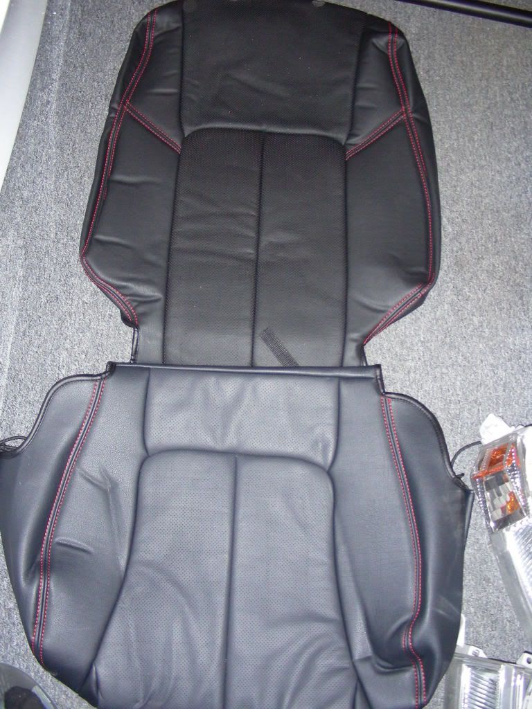 FS 1st gen xB clazzio seat covers (black perforated leather inserts
