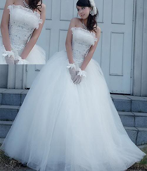 http://i304.photobucket.com/albums/nn173/dontwatchmedie/Custom-Weddingevening-dressformalPromEv.jpg