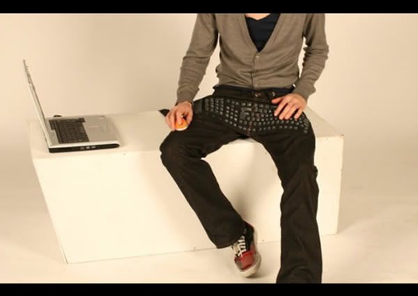 http://i304.photobucket.com/albums/nn176/Shinobi-News/geek/jeans-geeks04.jpg
