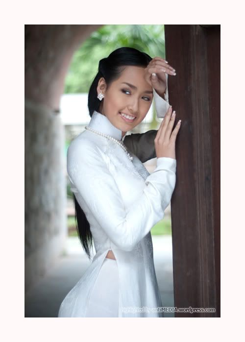 Mai Phuong Thuy