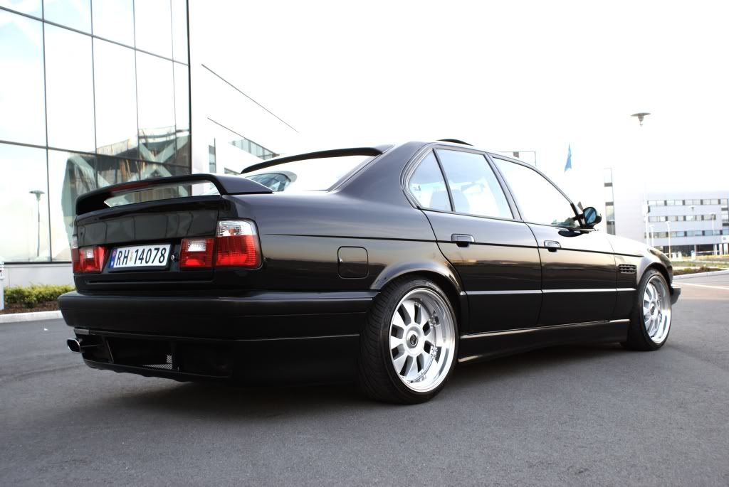 E34rear.jpg