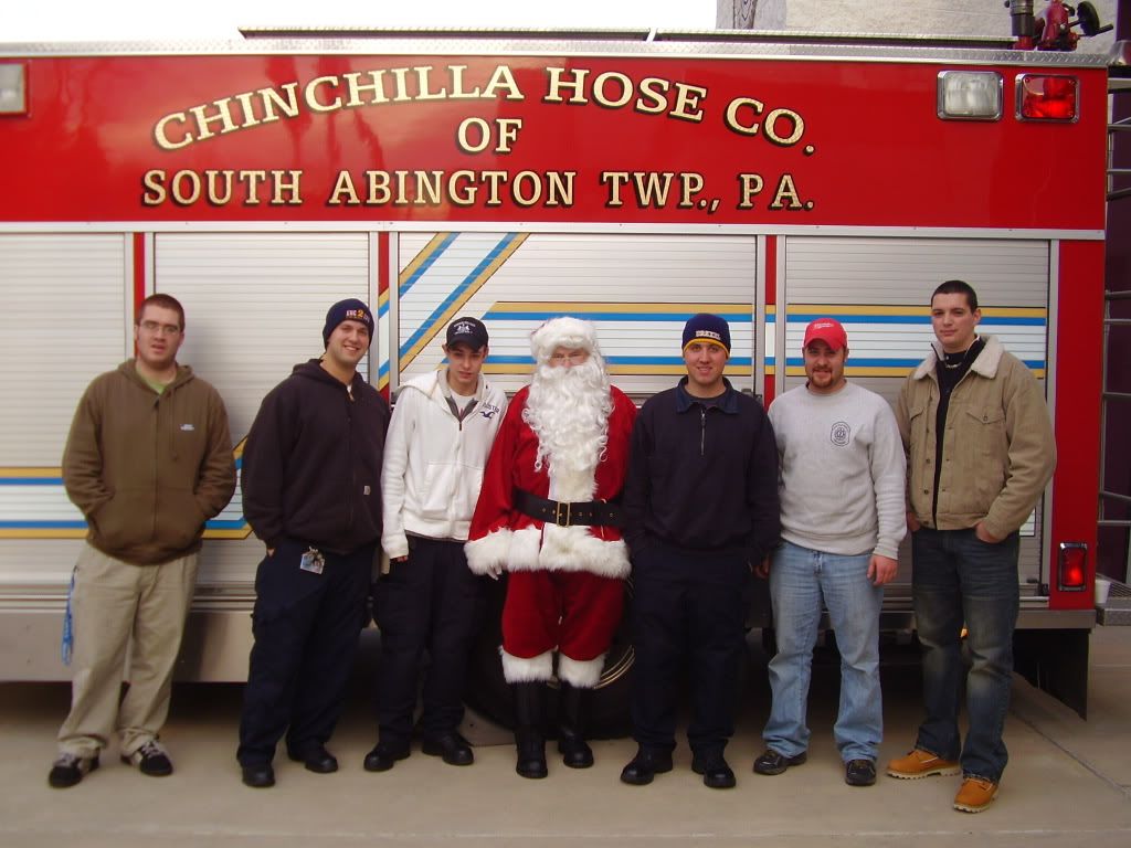 R2 with Santa