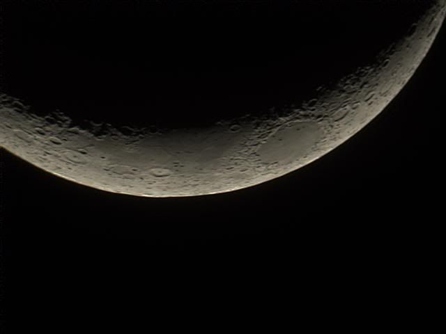 Moon2010-04-17223.jpg