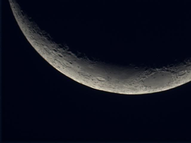 Moon2010-04-173.jpg
