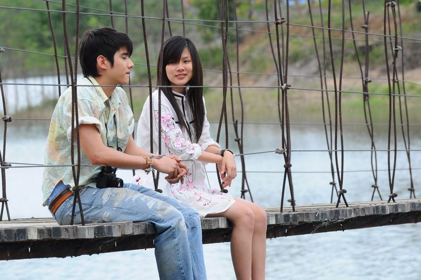 Hasil gambar untuk film thailand first love a little thing called love