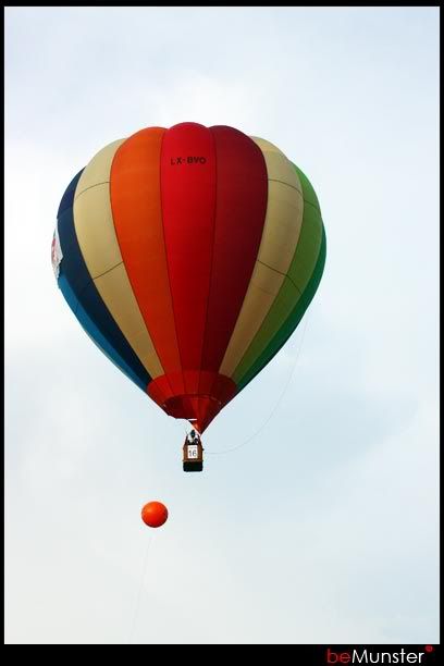 Hot-air-balloon-2