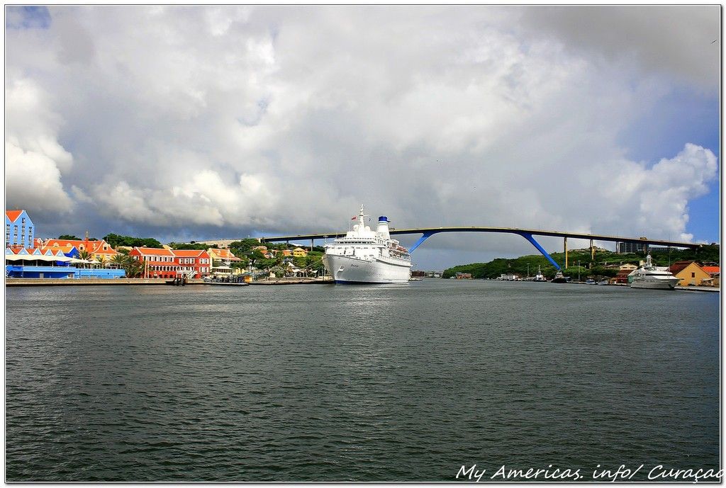 Queen Juliana Bridge