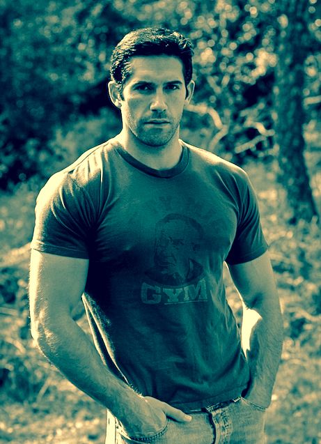 Scott_Adkins_Various_21-3.jpg