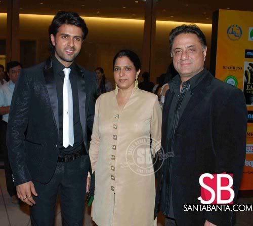 Harman Baweja Harry Parents