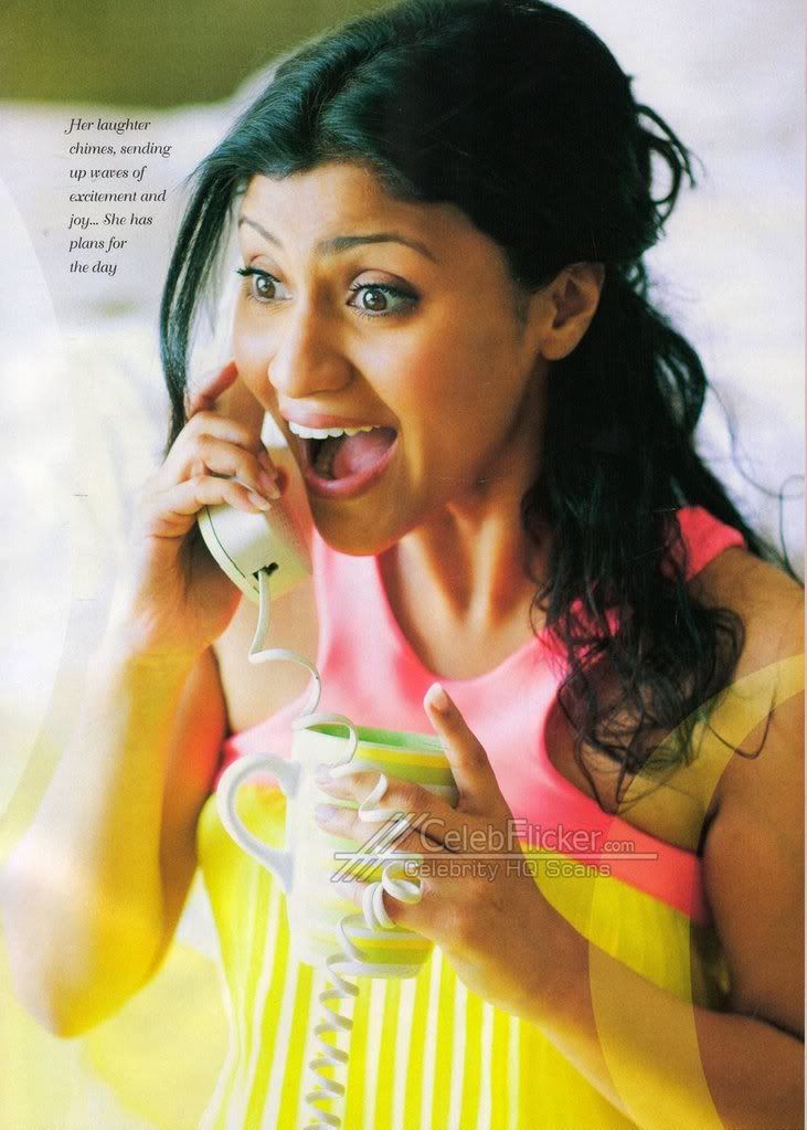 Konkona on the phone