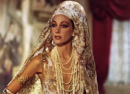 Marisa Berenson | the Fashion Spot
