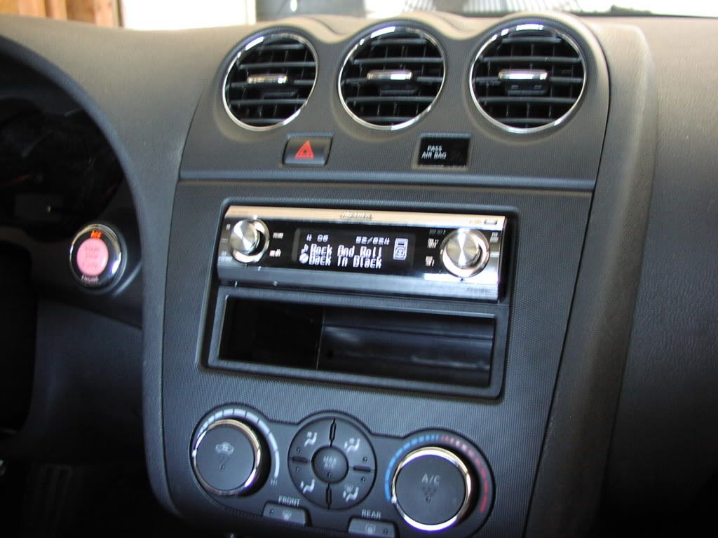 2008 Nissan altima coupe audio #2