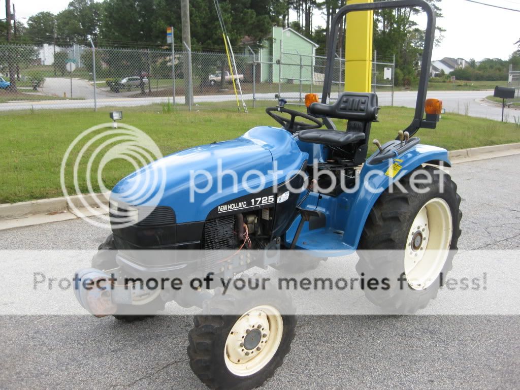 1997 New Holland 1725 4wd Tractor w/1232 hrs Gear Trans  