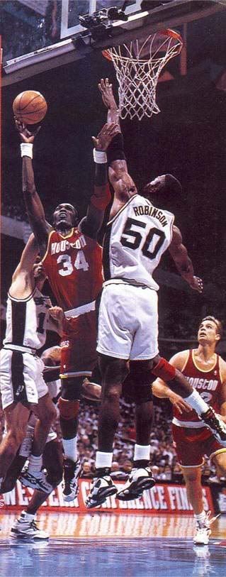 Hakeem Olajuwon VS David Robinson Photo by nbacardDOTnet | Photobucket