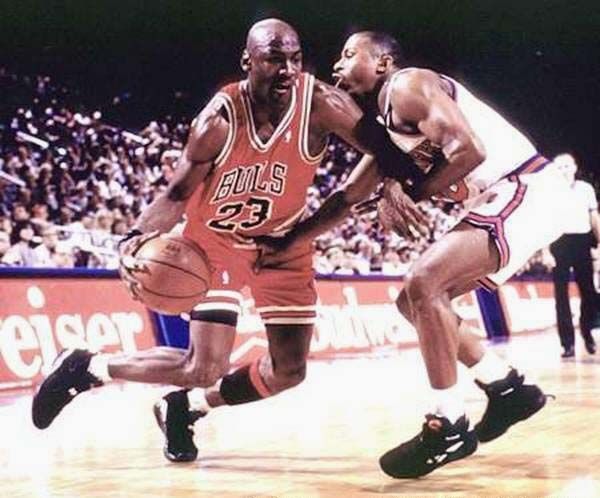 Nike VS Reebok - Michael Jordan VS Greg Anthony Photo by nbacardDOTnet ...